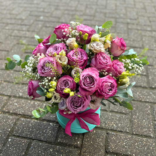 A Kiss by a Rose Bouquet from Babsela Florist Beckenham, available for same-day and free local delivery on orders over £45